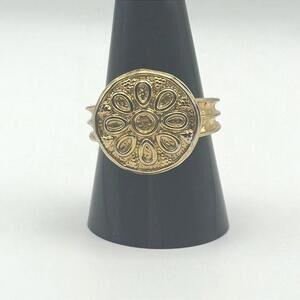 18k Yellow Gold Over Bronze Flower Design Signet Ring Ring - Size 9